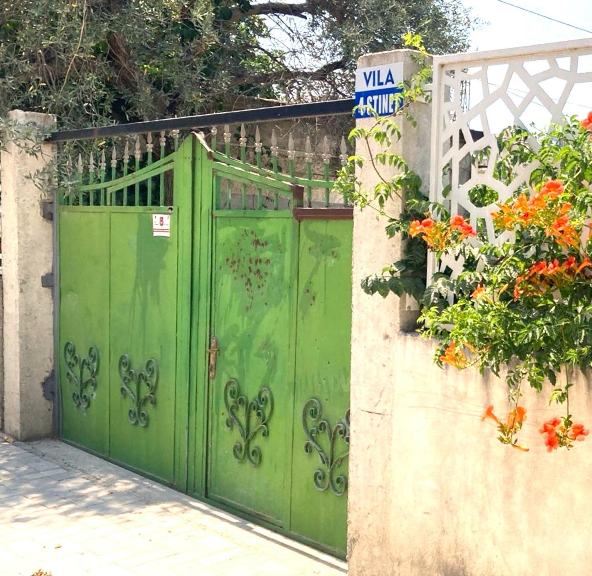 Vila 4 Stinet วญอเรอ ภายนอก รูปภาพ
